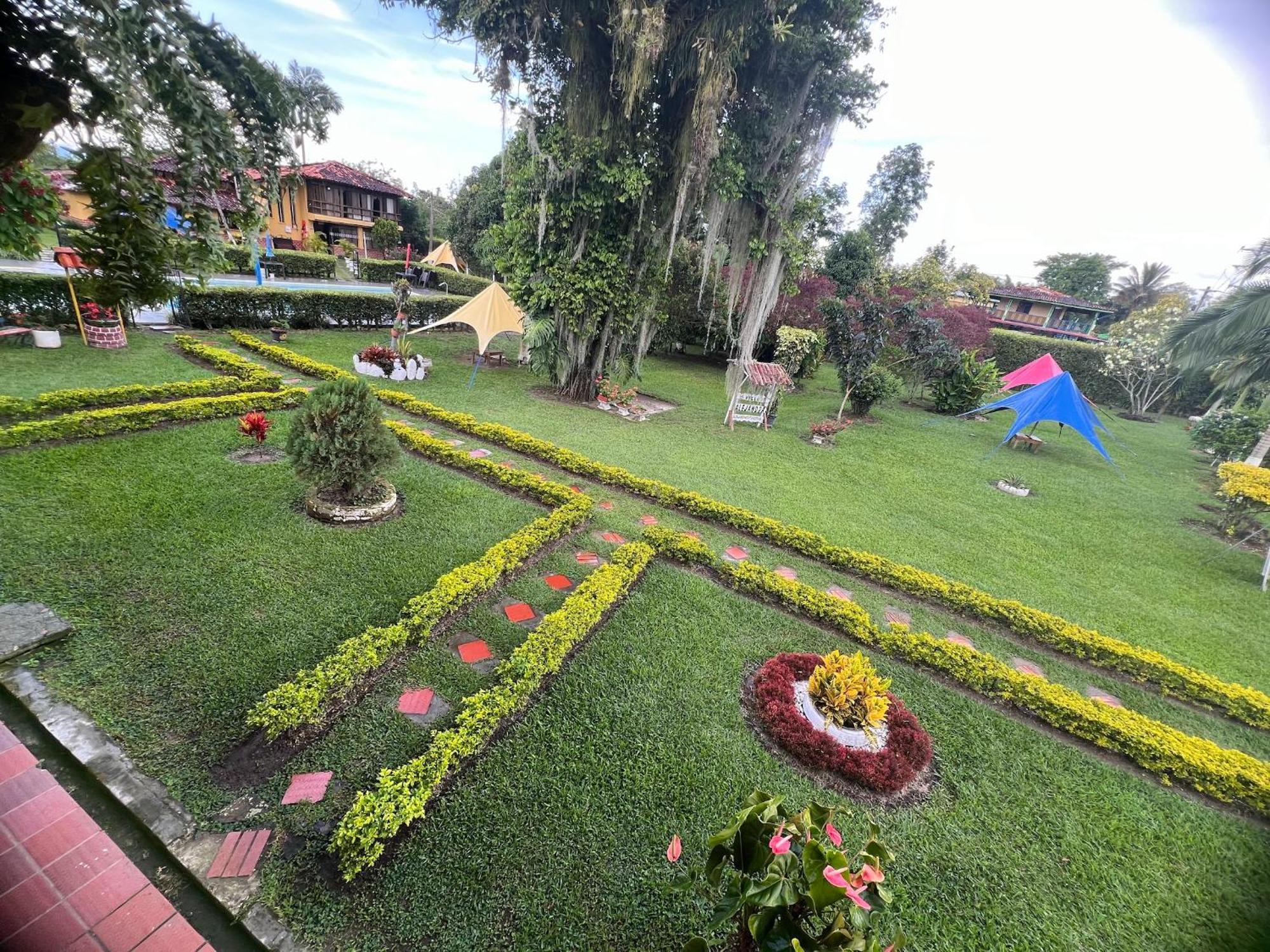 Villa Alejandra Del Quindio Calarca Exterior photo